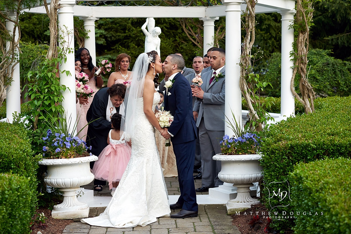Wedding photos at Ravellos in East Hanover NJ