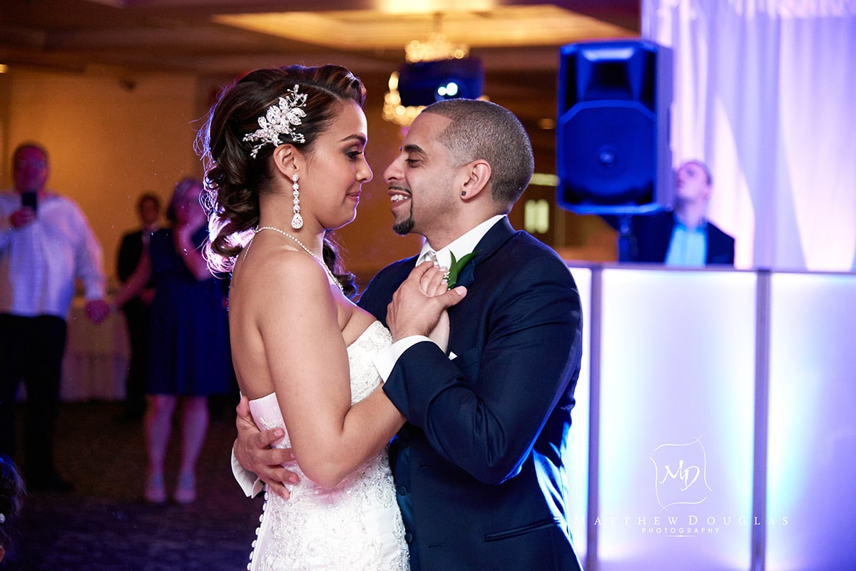 Wedding photos at Ravellos in East Hanover NJ