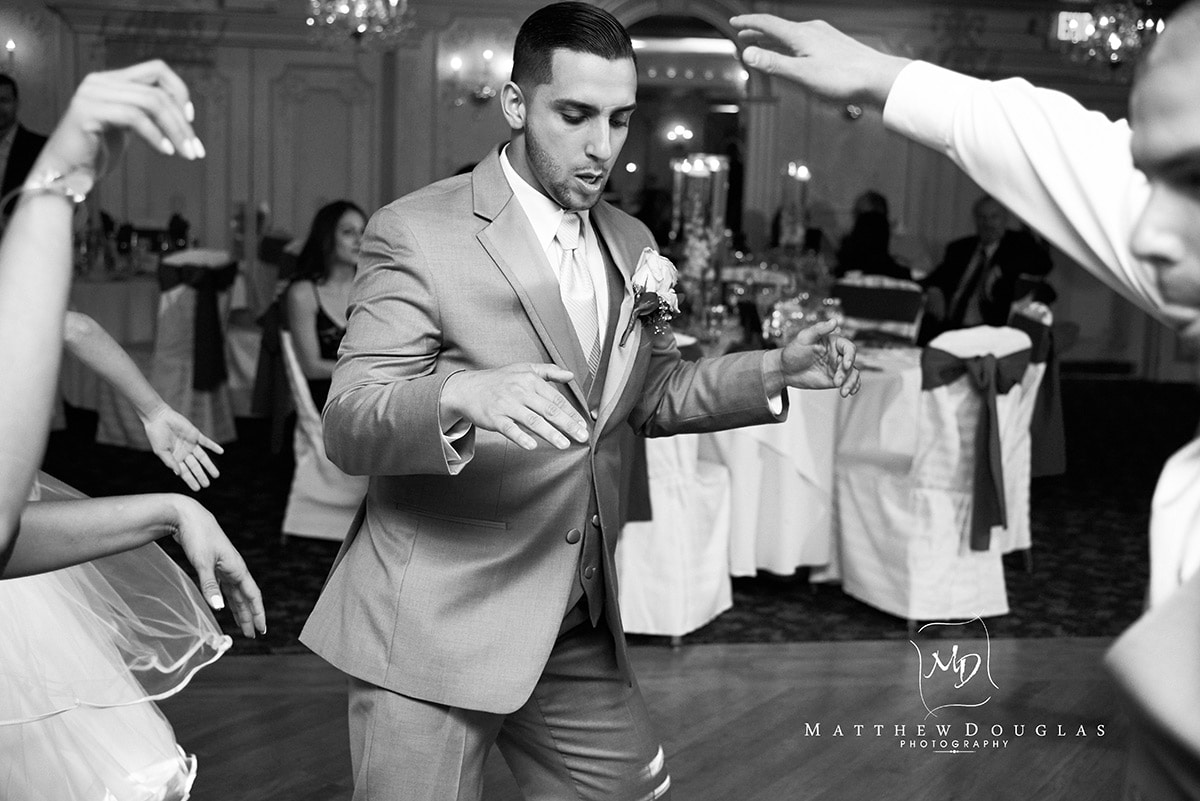 Wedding photos at Ravellos in East Hanover NJ