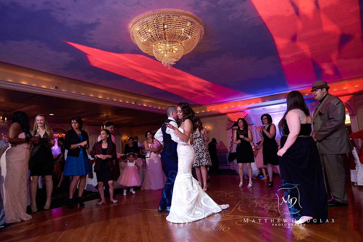 Wedding photos at Ravellos in East Hanover NJ