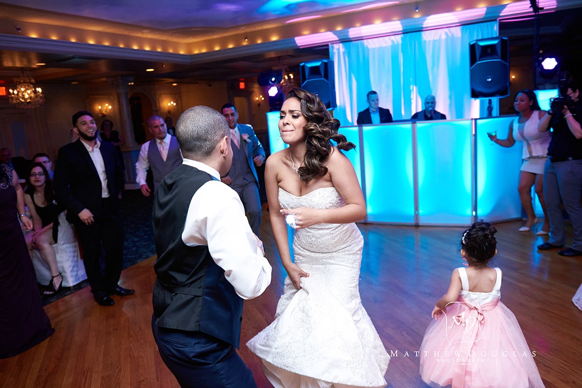 Wedding photos at Ravellos in East Hanover NJ
