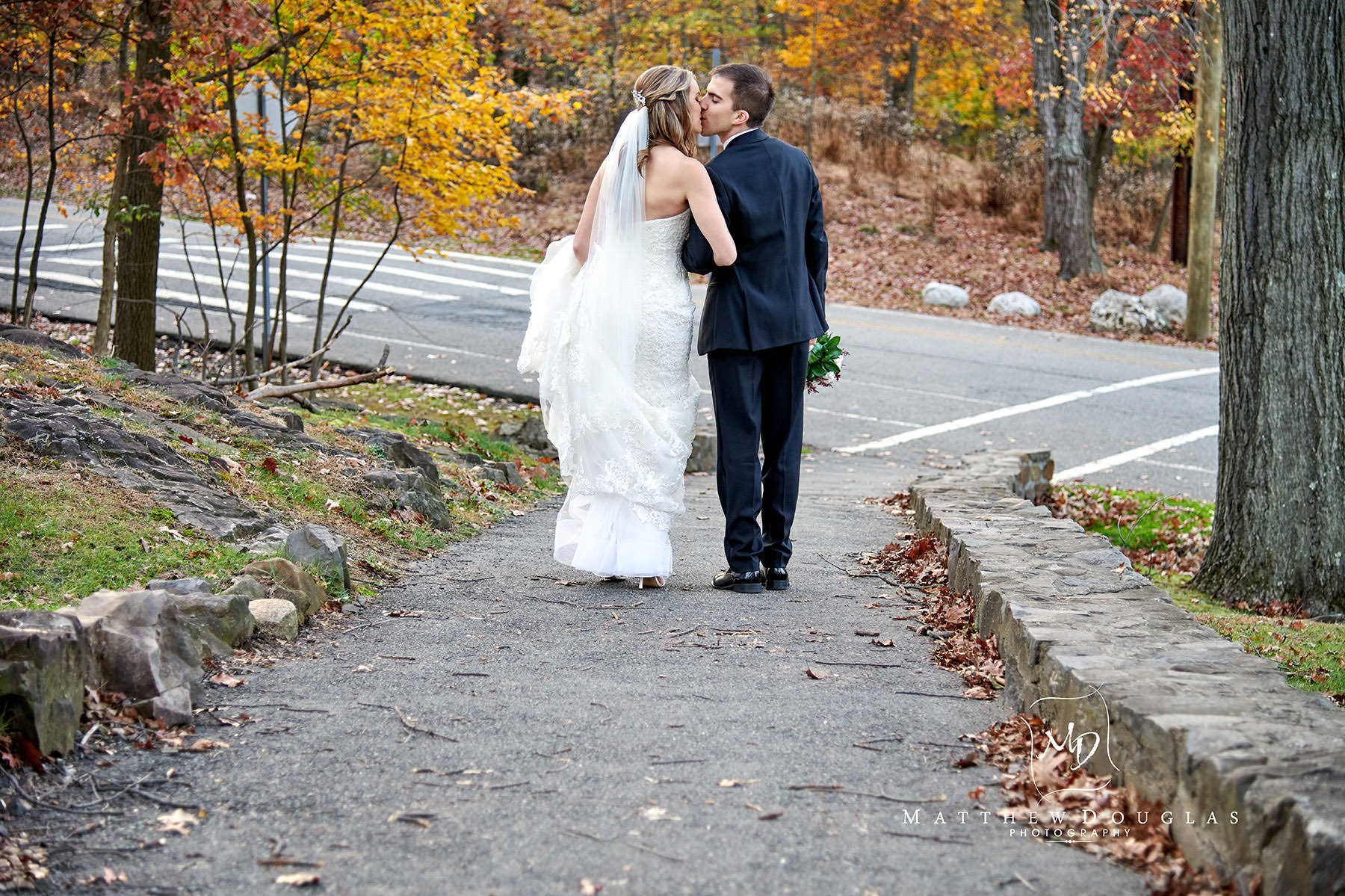 fall path wedding photo garret mountain nj