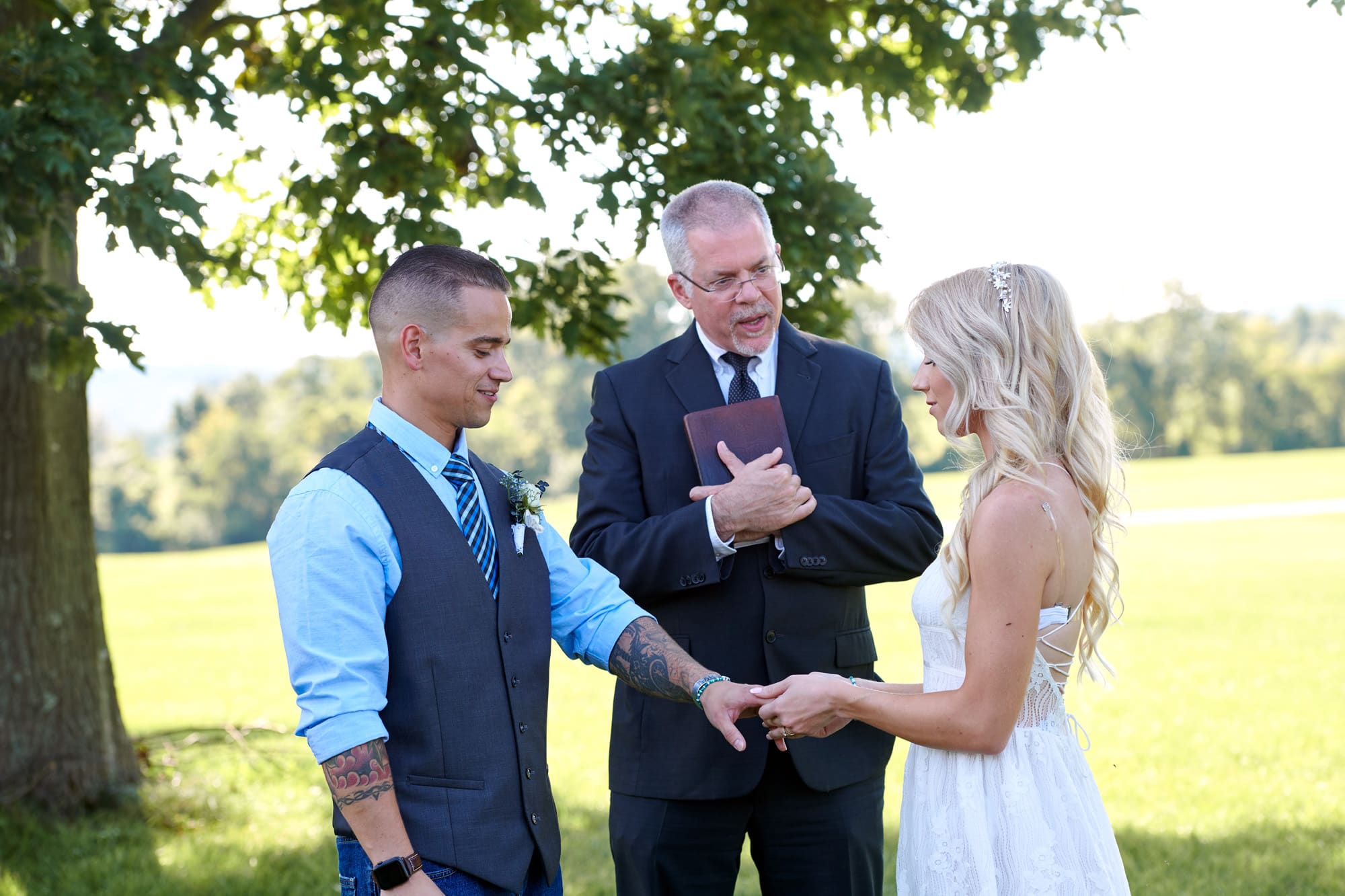 summer elopement at deer path park