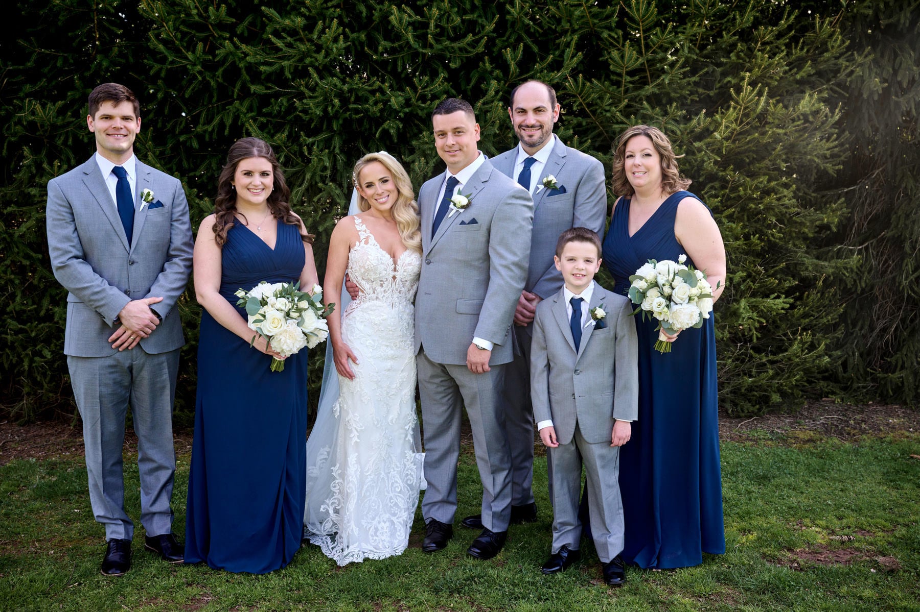 formal bridal party picture at the farmhouse in NJ